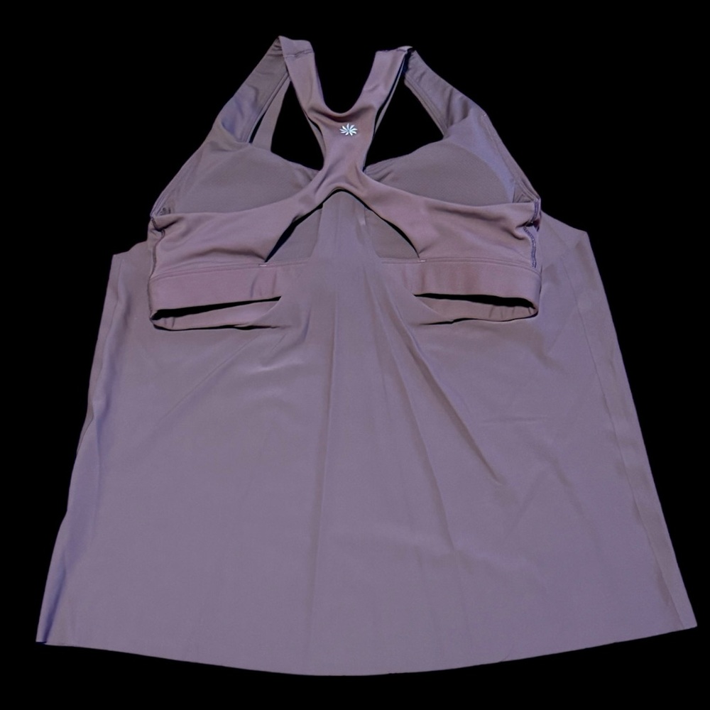 Athleta tank w/ built-in bra